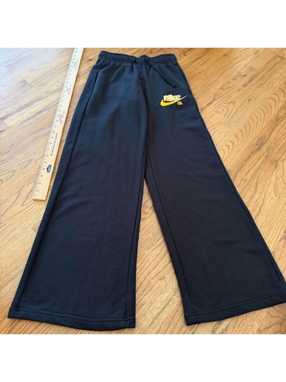 Nike Womens Black Wide Leg Jogger Pants New XS